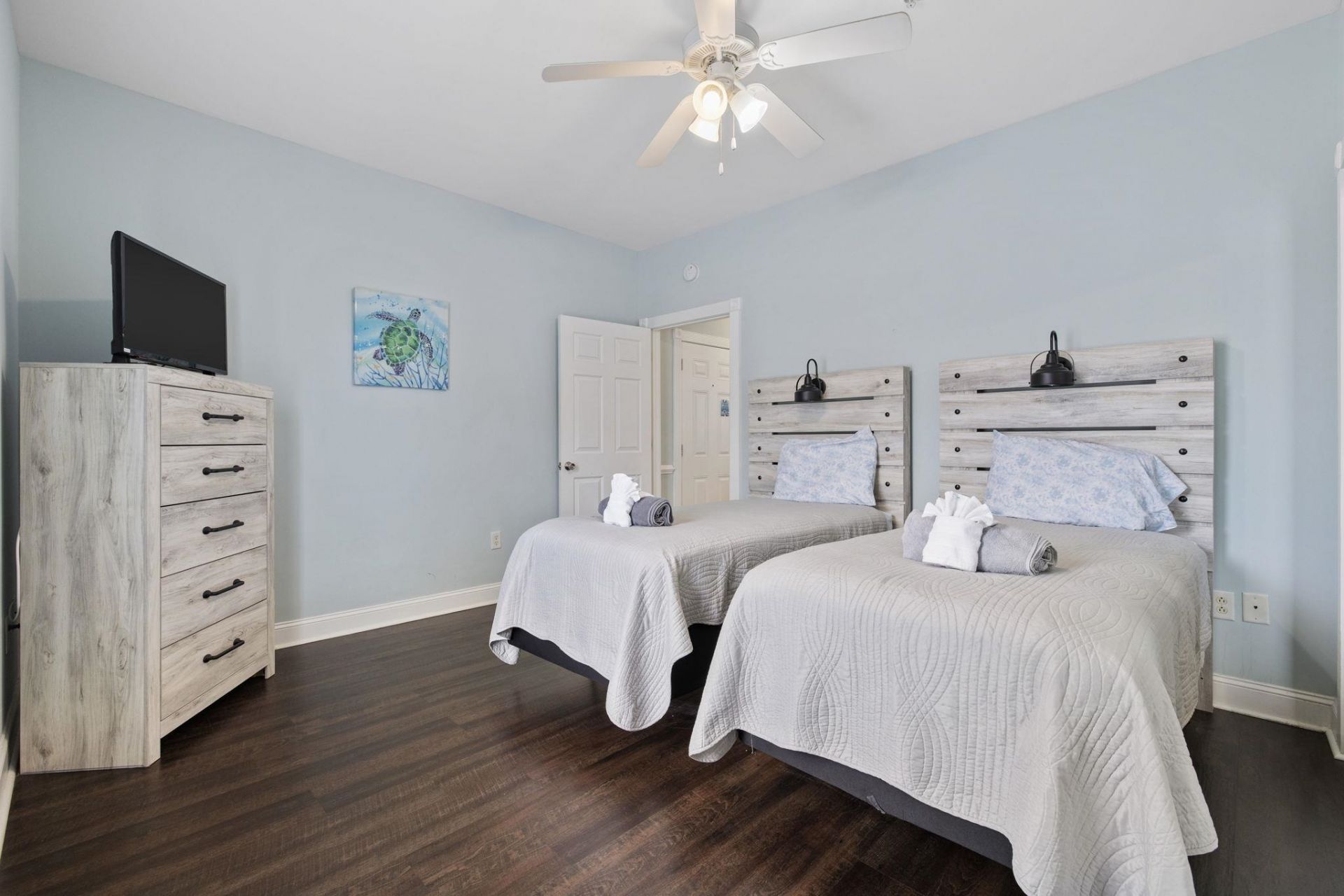 4879 Luster Leaf Circle Photo 13