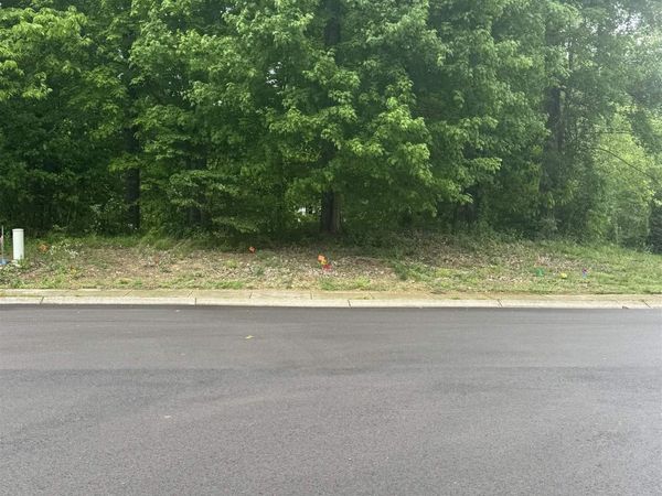 6477 WATER STONE Court, Newburgh, IN 47630