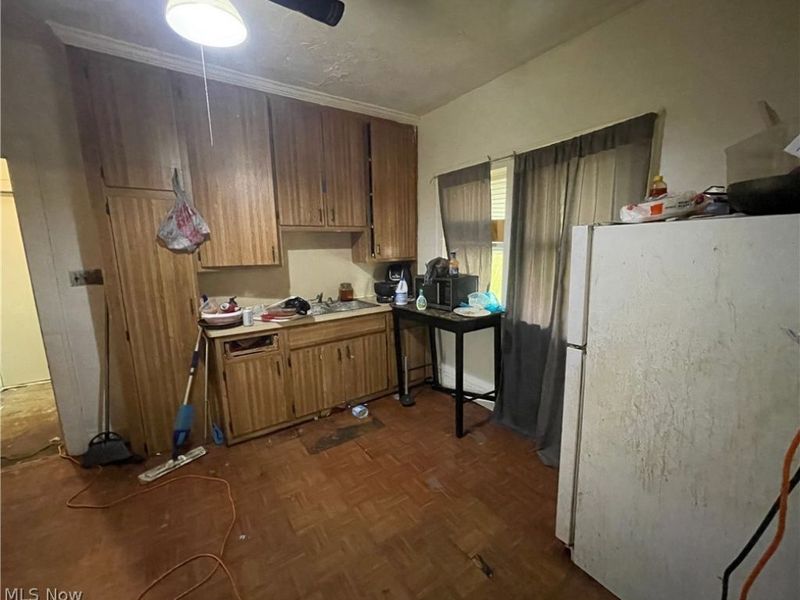 12313 Rexford Avenue, Cleveland, OH 44105 Photo 28