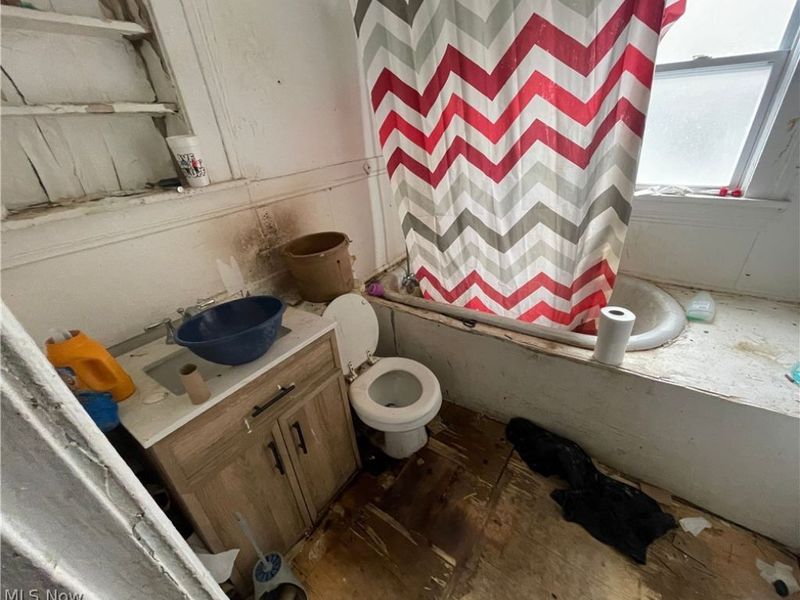 12313 Rexford Avenue, Cleveland, OH 44105 Photo 38