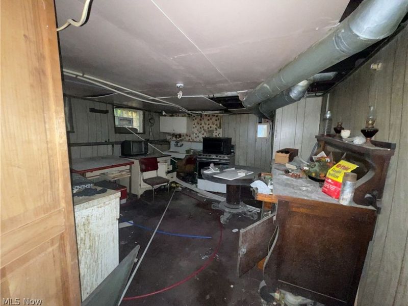 12313 Rexford Avenue, Cleveland, OH 44105 Photo 43