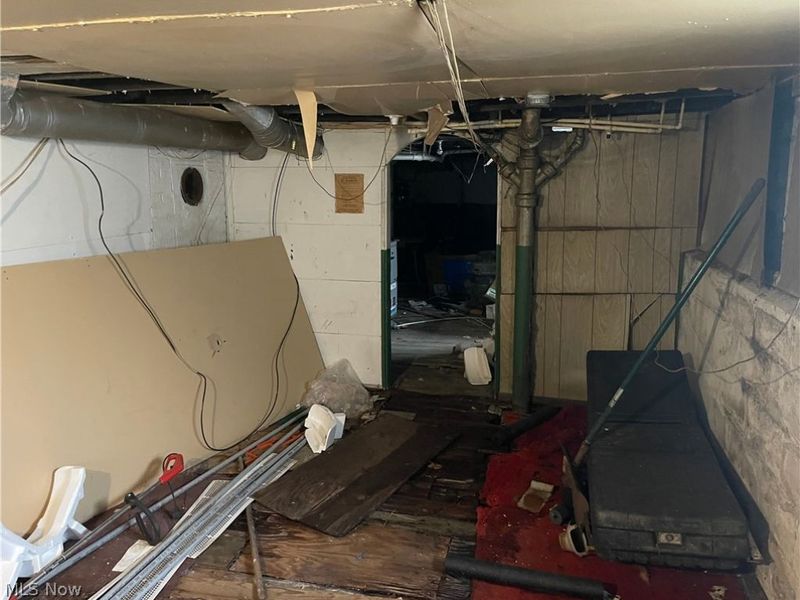 12313 Rexford Avenue, Cleveland, OH 44105 Photo 45