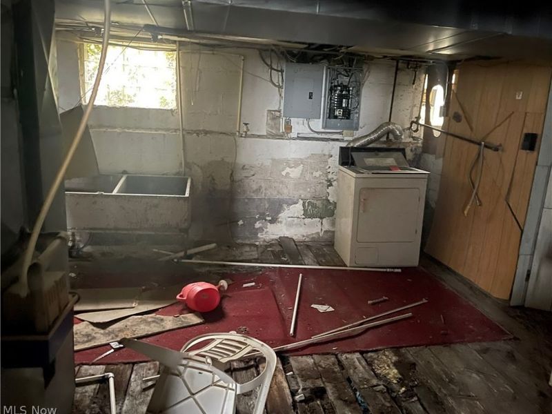 12313 Rexford Avenue, Cleveland, OH 44105 Photo 49