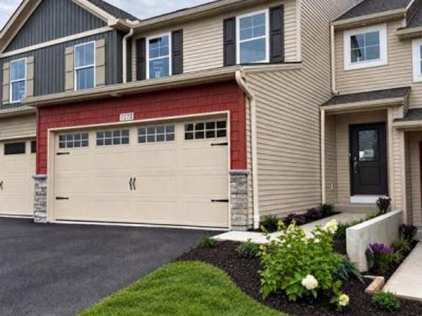 7272 WHITE OAK BOULEVARD, HARRISBURG, PA 17112