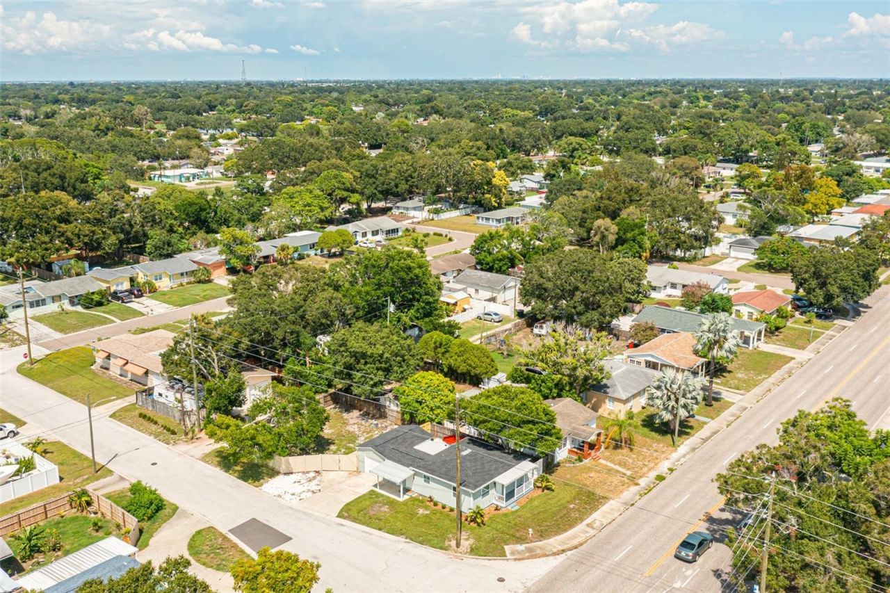 4651 22nd Avenue N, Saint Petersburg, FL 33713 Photo
