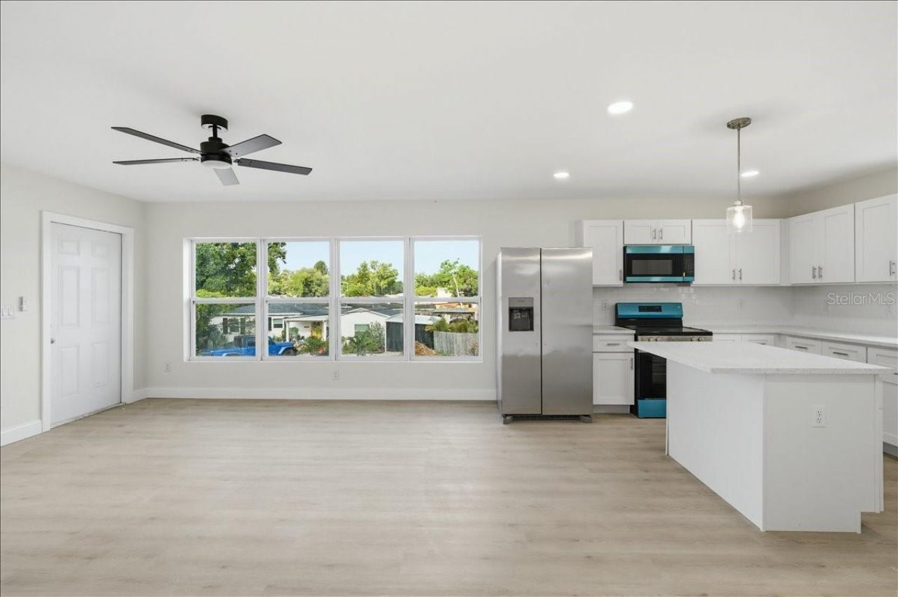 4651 22nd Avenue N, Saint Petersburg, FL 33713 Photo