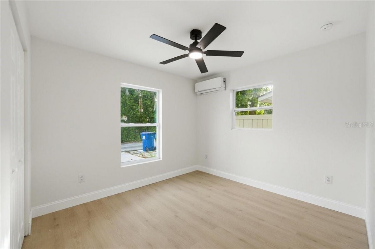 4651 22nd Avenue N, Saint Petersburg, FL 33713 Photo