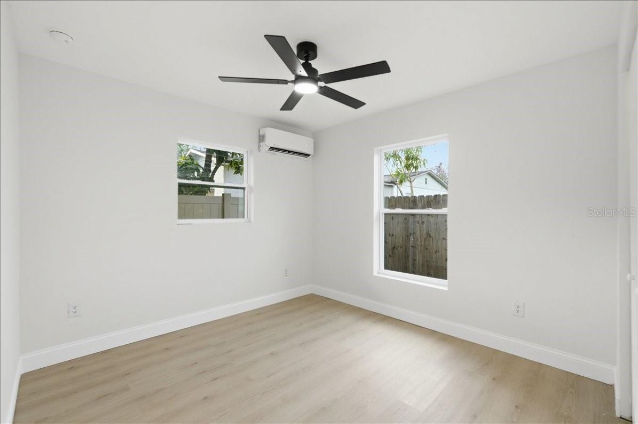 4651 22nd Avenue N, Saint Petersburg, FL 33713 Photo