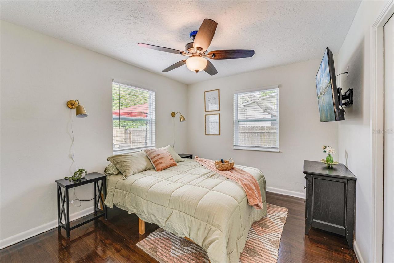 4651 22nd Avenue N, Saint Petersburg, FL 33713 Photo