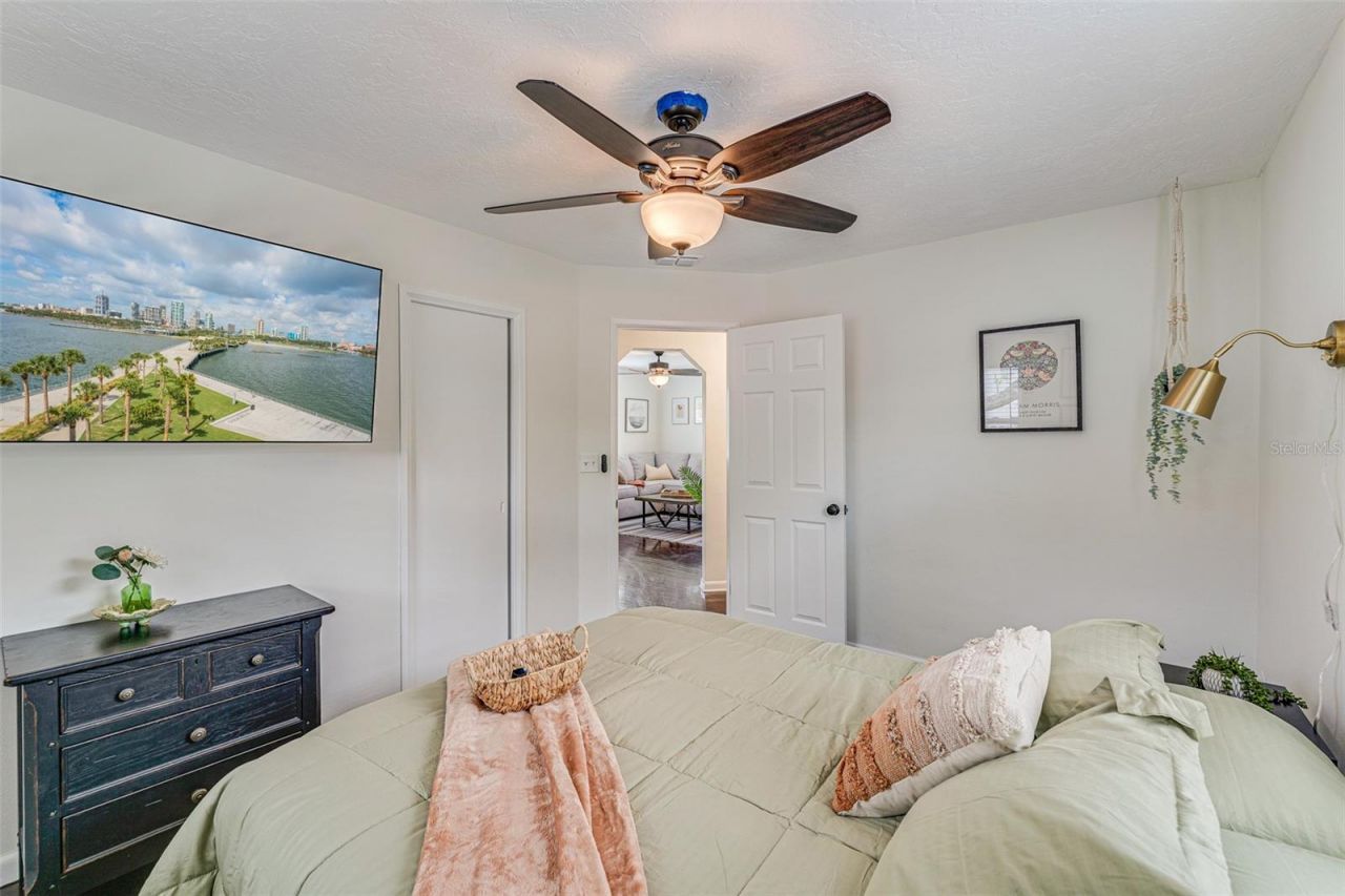 4651 22nd Avenue N, Saint Petersburg, FL 33713 Photo