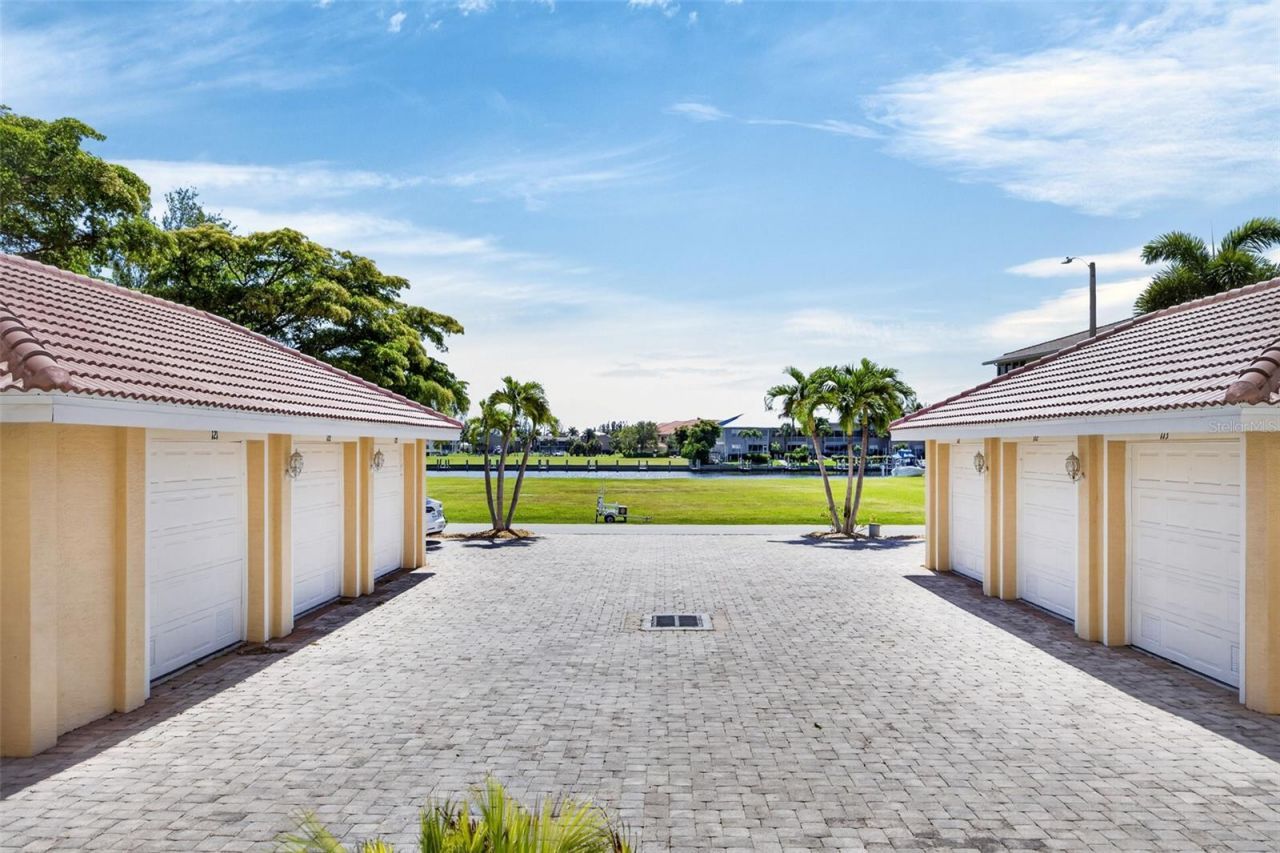 3239 Purple Martin Drive, Unit 112, Punta Gorda, FL 33950 Photo