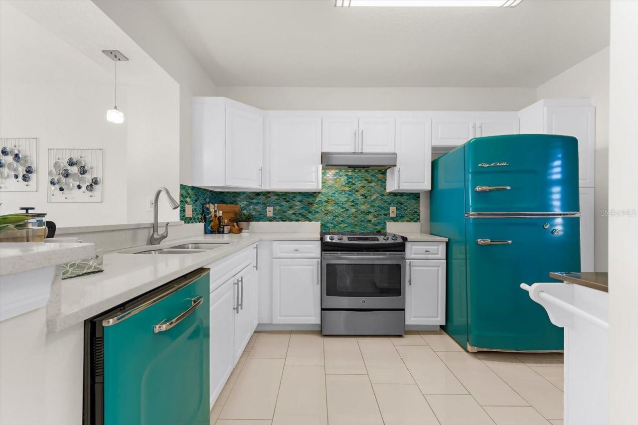 16500 Gulf Boulevard, Unit 352, North Redington Beach, FL 33708 Photo