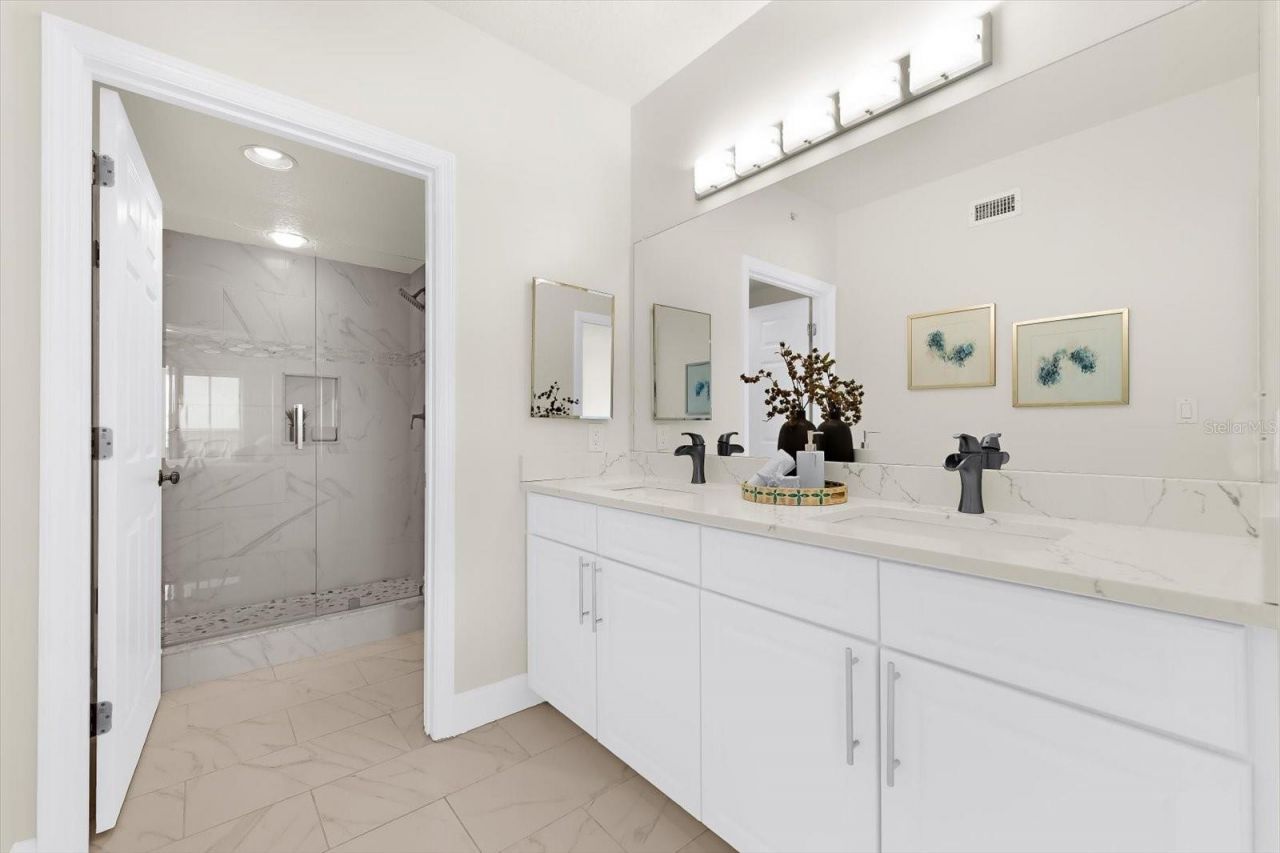 16500 Gulf Boulevard, Unit 352, North Redington Beach, FL 33708 Photo
