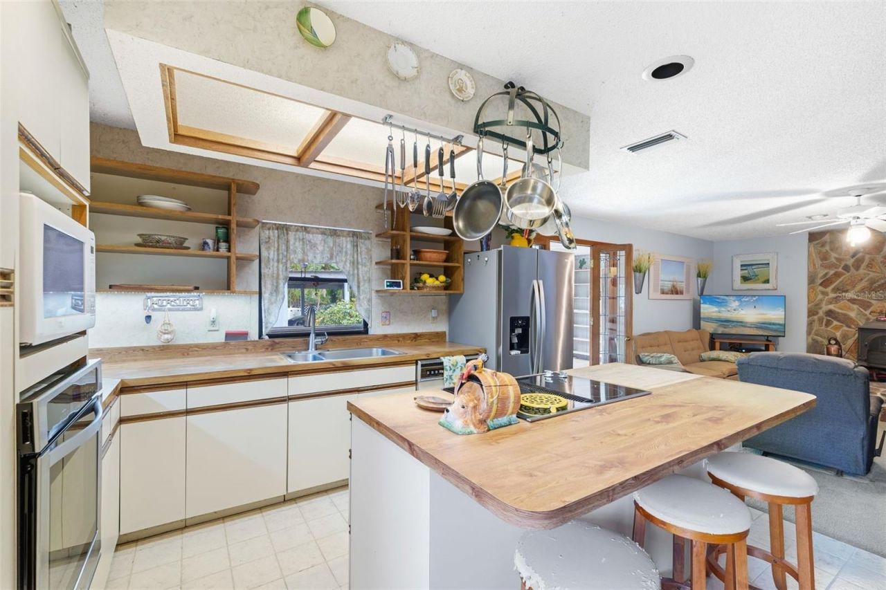 2070 59th Street, Sarasota, FL 34243 Photo