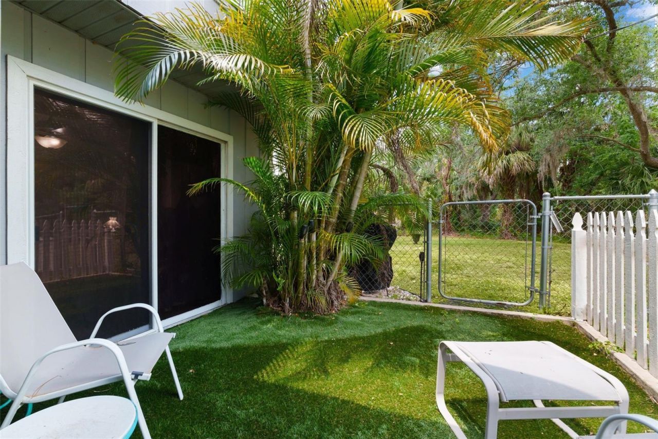 2070 59th Street, Sarasota, FL 34243 Photo