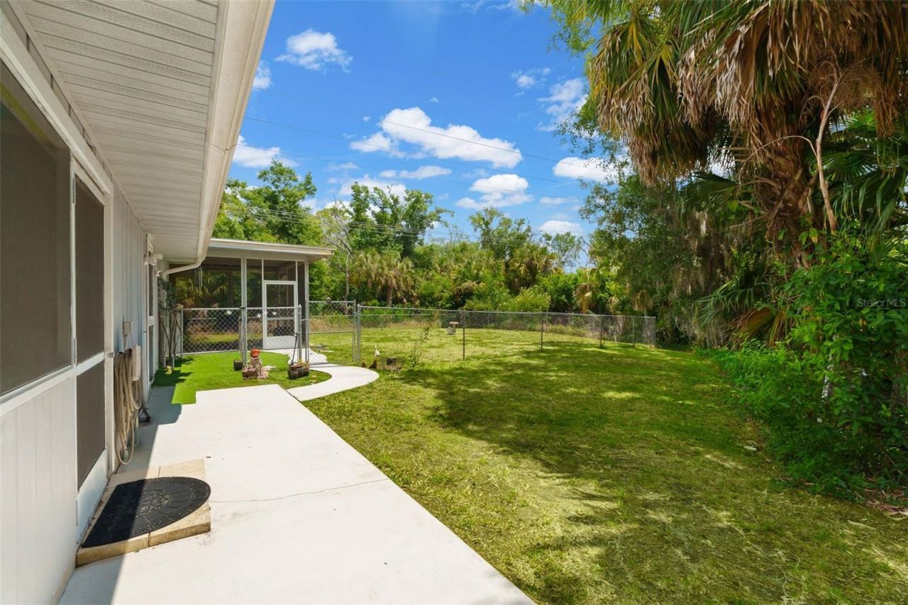 2070 59th Street, Sarasota, FL 34243 Photo
