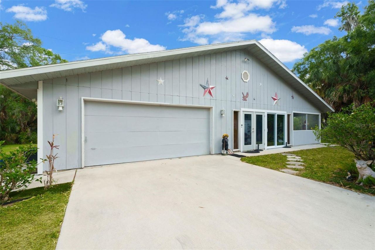 2070 59th Street, Sarasota, FL 34243 Photo