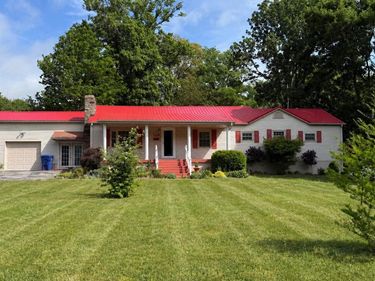 128 Cherry Road, Berea, KY 40403