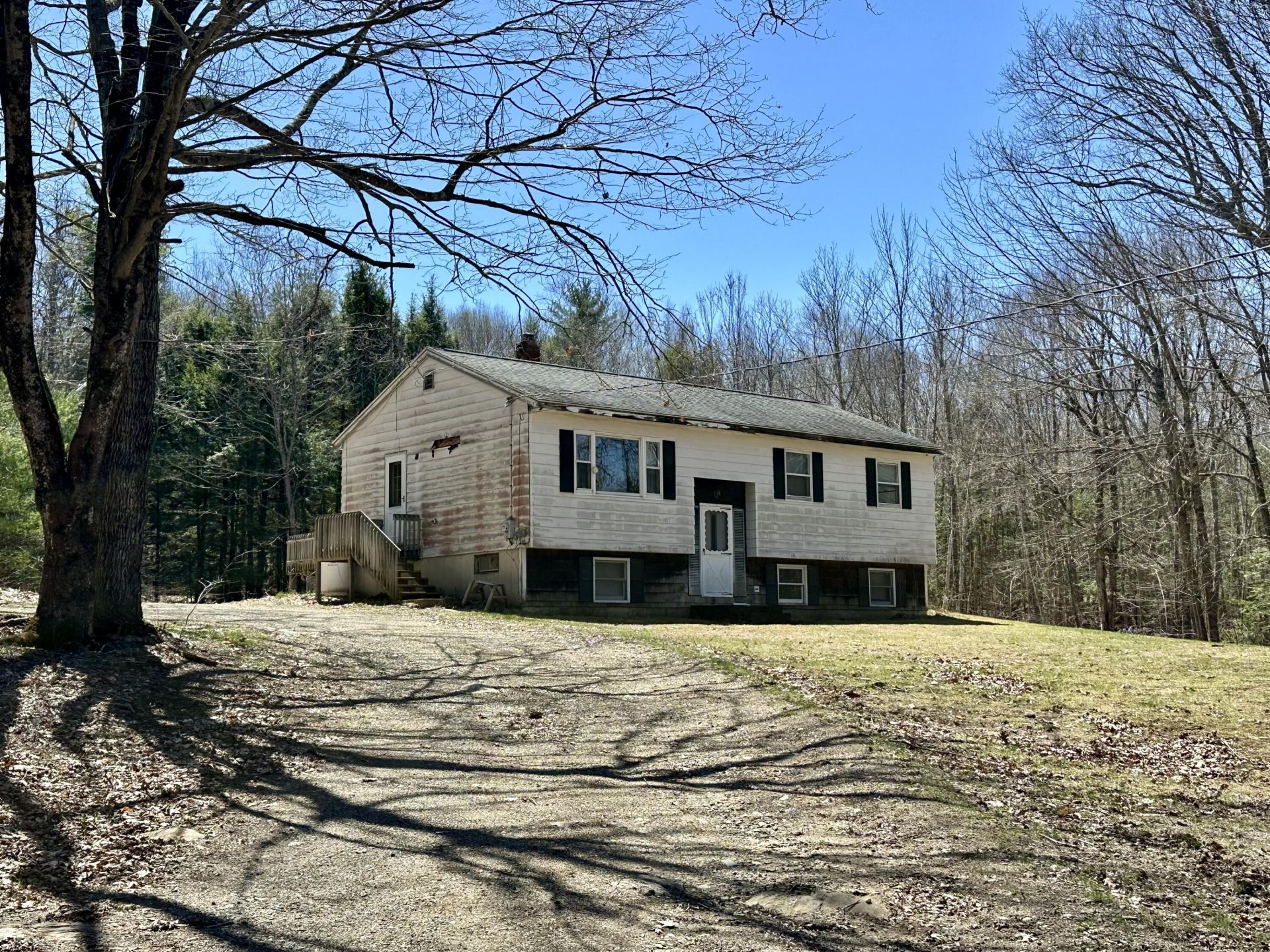 511 Whitefield Road, Pittston, ME 04345 Main Photo