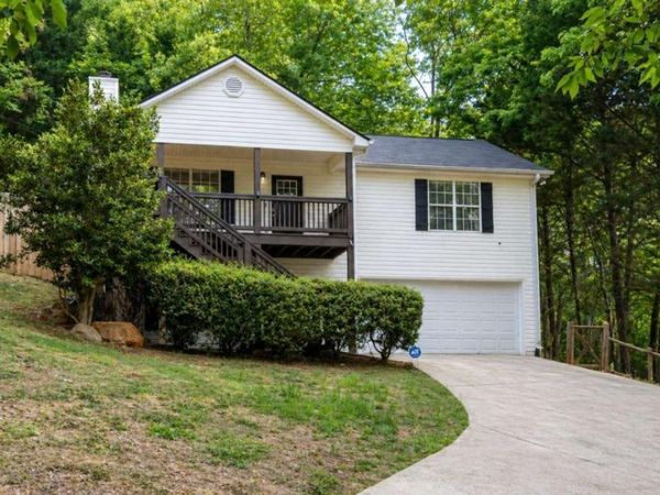 6020 Lakeside Court, Gainesville, GA 30506