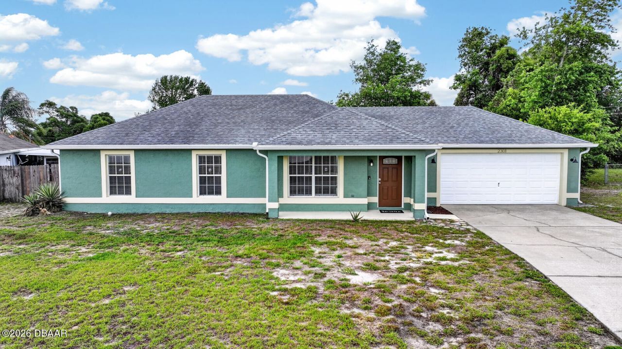 2301 Weatherford Drive, Deltona, FL 32738 Main Photo