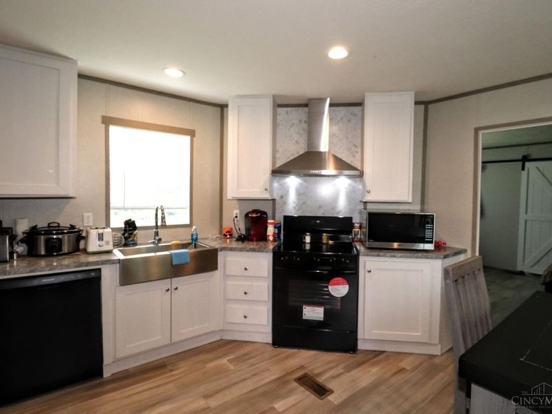 11515 Dundee Drive, Paint Twp, OH 45133 Photo 18