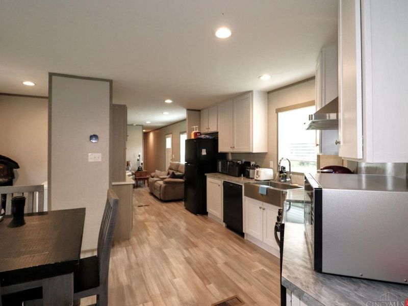 11515 Dundee Drive, Paint Twp, OH 45133 Photo 22