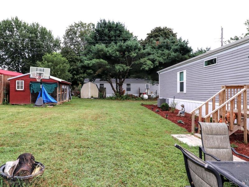 11515 Dundee Drive, Paint Twp, OH 45133 Photo 4