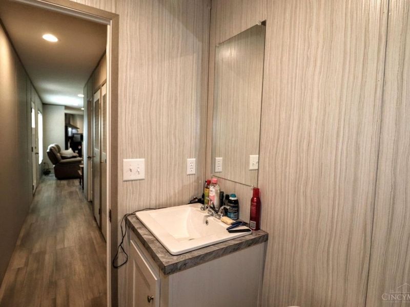 11515 Dundee Drive, Paint Twp, OH 45133 Photo 48