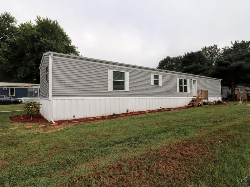 11515 Dundee Drive, Paint Twp, OH 45133 Photo 9