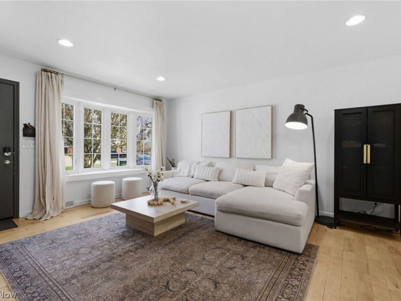 5820 Parkview Lane, Fairview Park, OH 44126 Photo 10