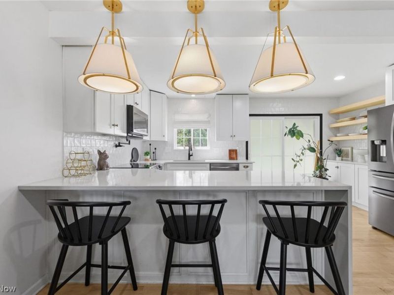 5820 Parkview Lane, Fairview Park, OH 44126 Photo 5