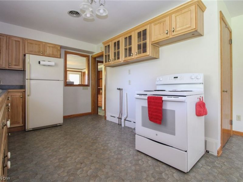 66 S Beverly Avenue, Austintown, OH 44515 Photo 10