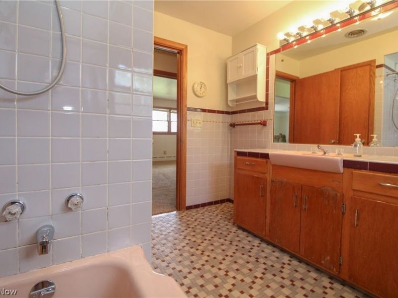 66 S Beverly Avenue, Austintown, OH 44515 Photo 13