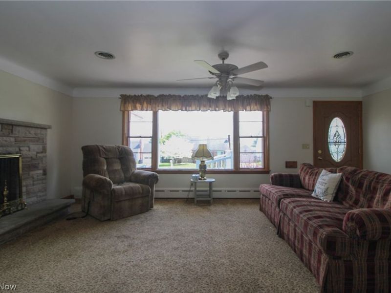 66 S Beverly Avenue, Austintown, OH 44515 Photo 6