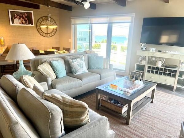 539 Dune Road, Unit 1A, Westhampton, NY 11978