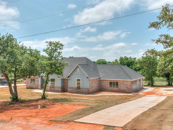 1228 Jerzee Mae Rd , Blanchard, OK 73010