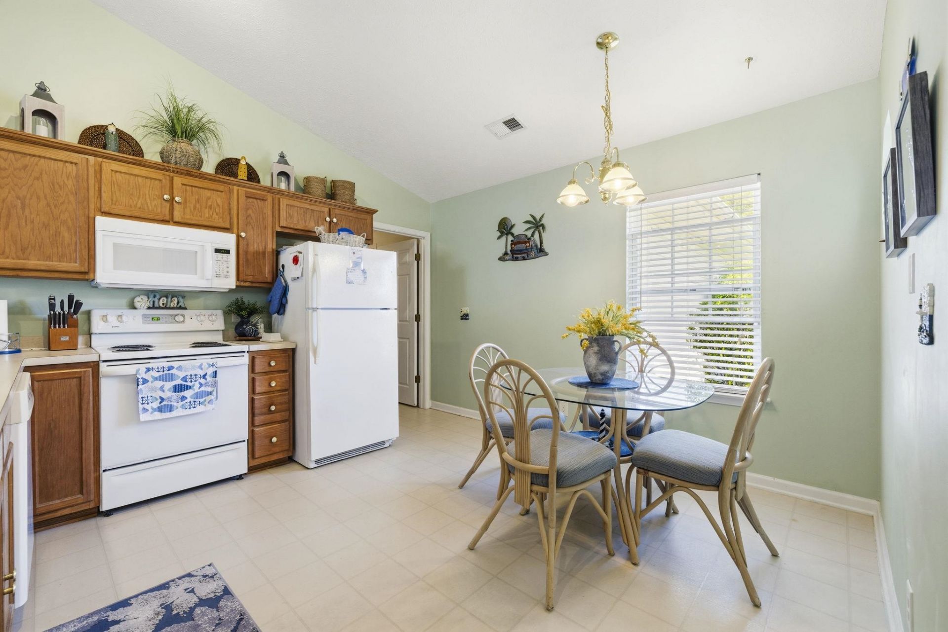 4196 Wrens Crossing Photo 10