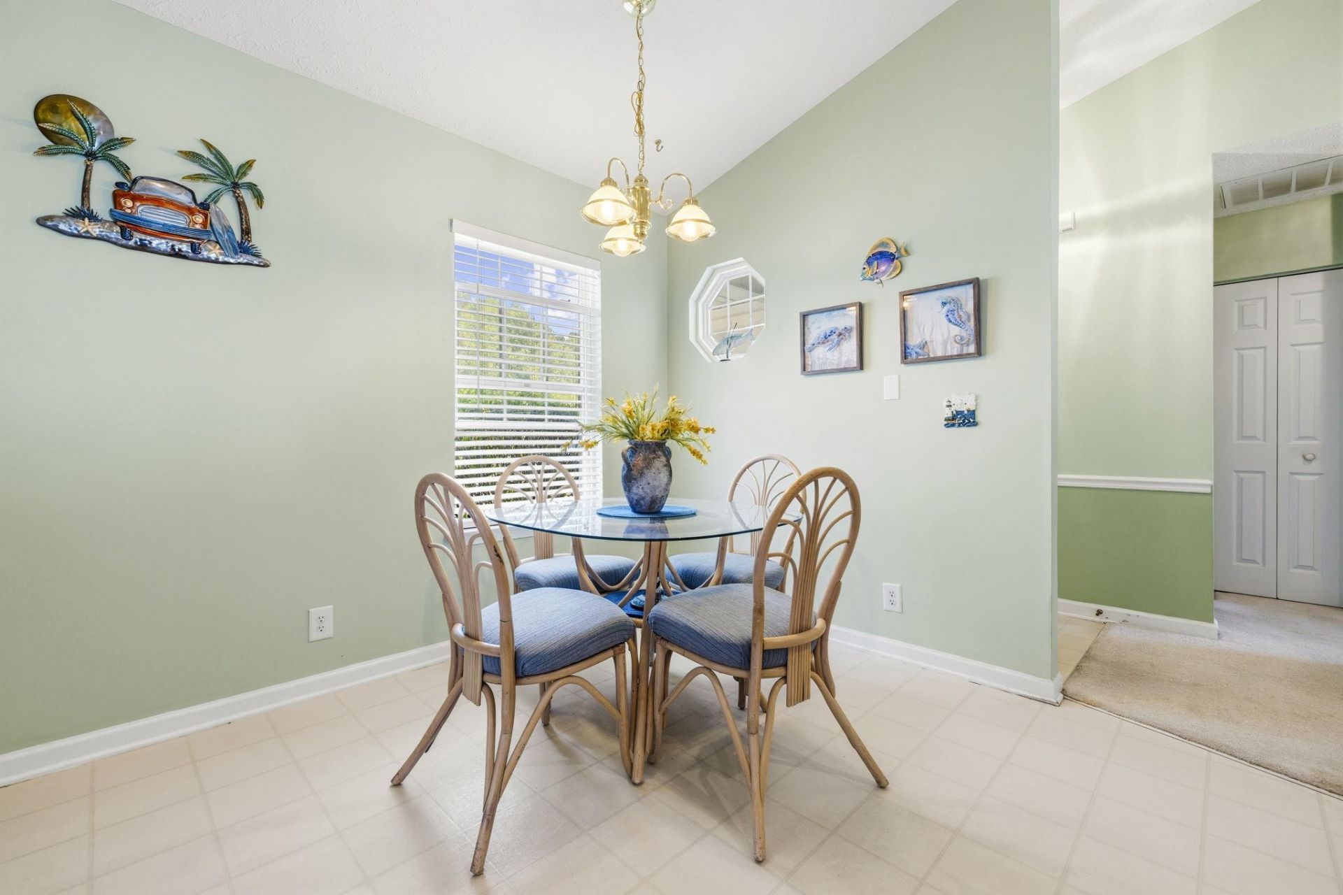 4196 Wrens Crossing Photo 13