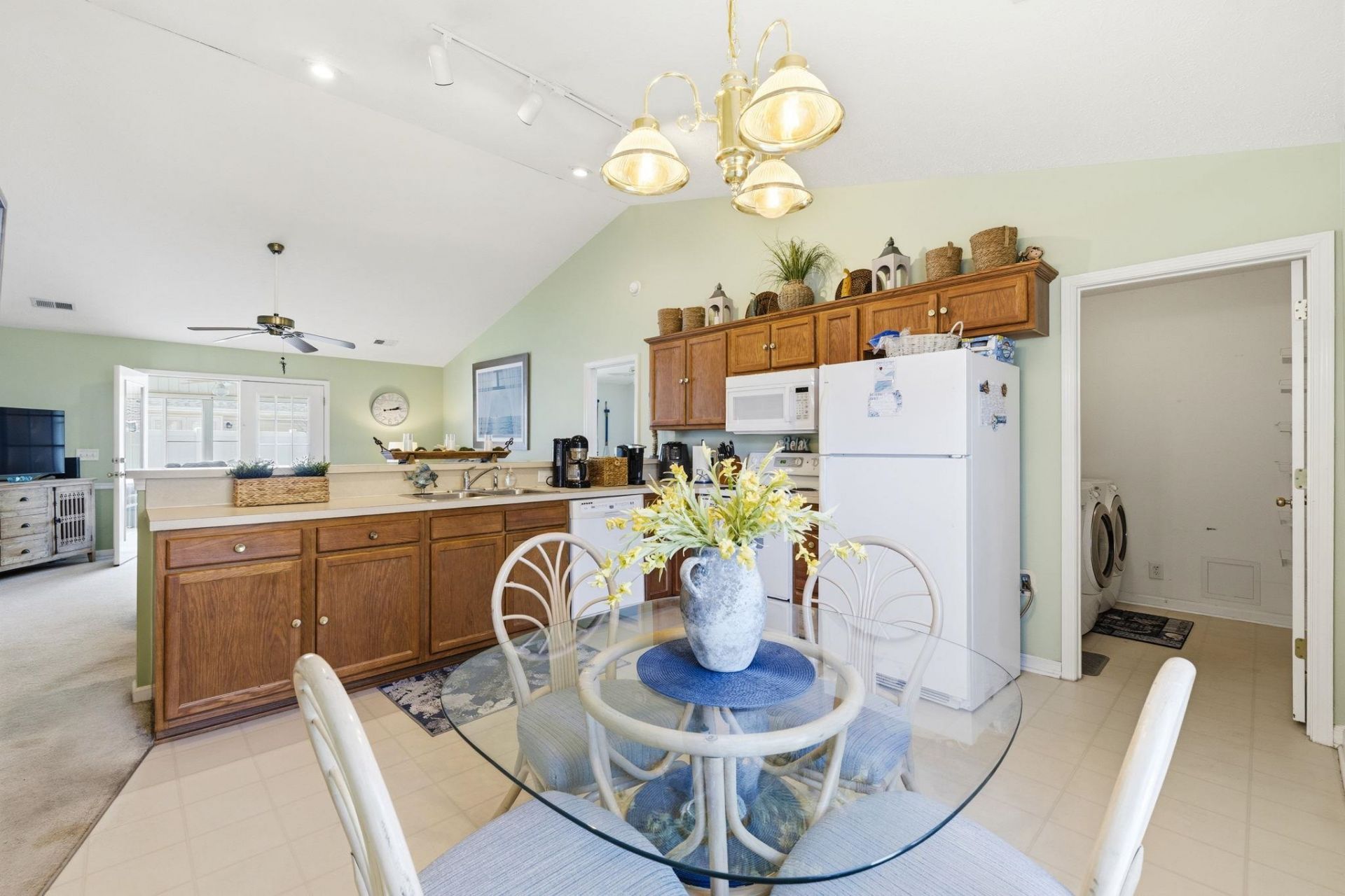 4196 Wrens Crossing Photo 14