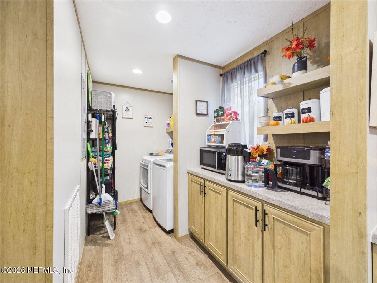 121 Janet Drive, Hollister, FL 32147 Photo