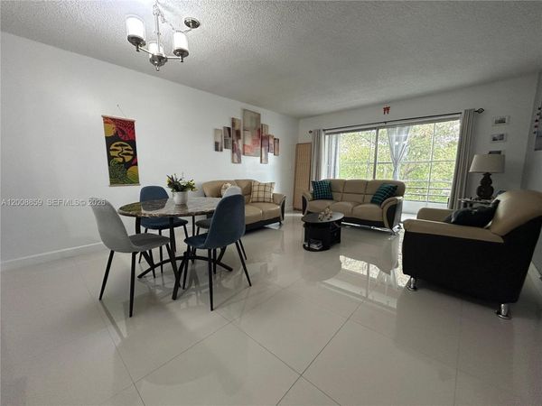 8818 W Mcnab Rd, Unit 303, Tamarac, FL 33321