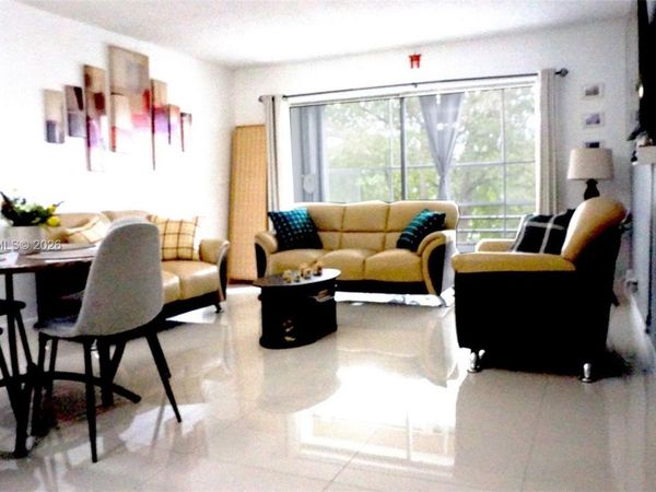 8818 W Mcnab Rd , Unit 303, Tamarac, FL 33321