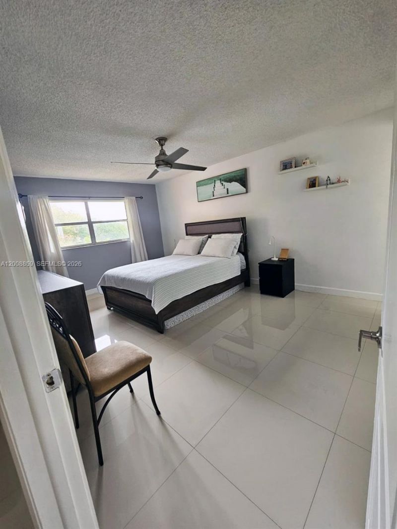 8818 W Mcnab Rd, Unit 303, Tamarac, FL 33321 Photo
