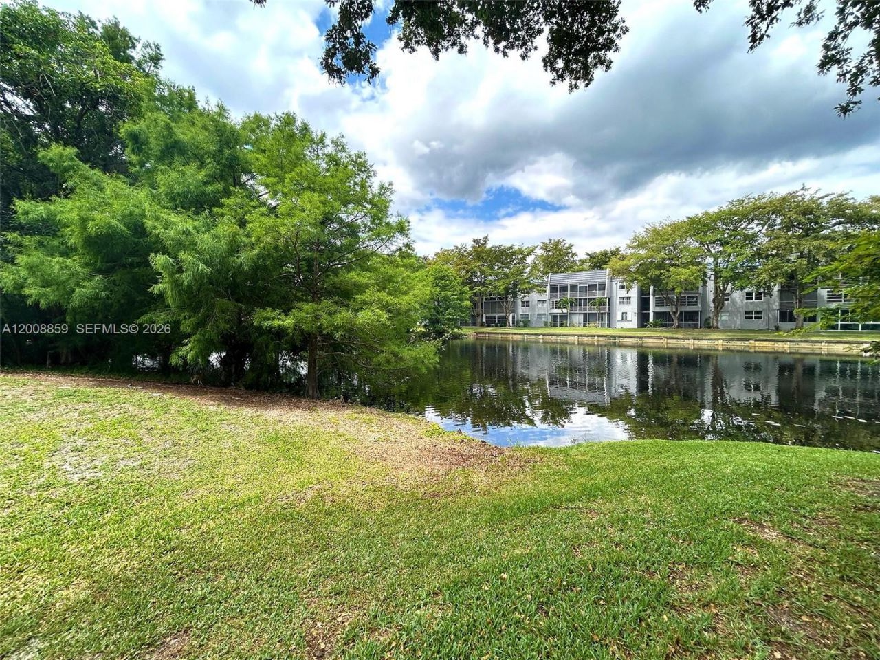 8818 W Mcnab Rd, Unit 303, Tamarac, FL 33321 Photo