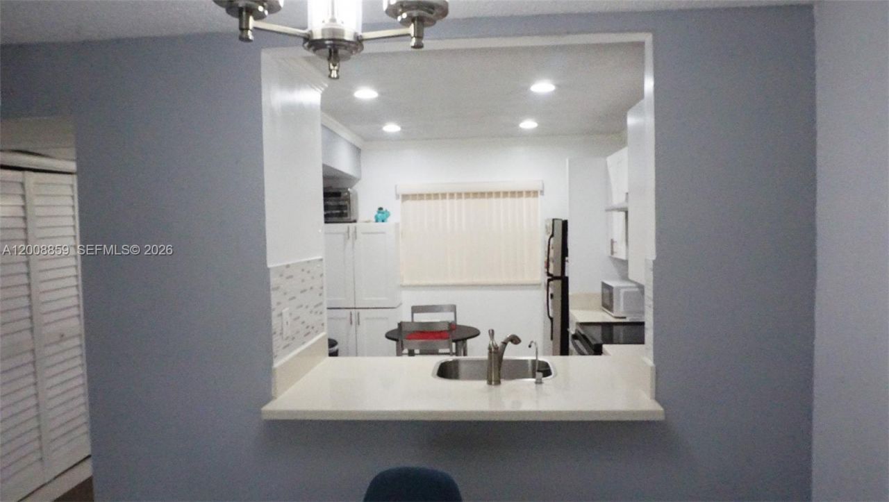 8818 W Mcnab Rd , Unit 303, Tamarac, FL 33321 Photo