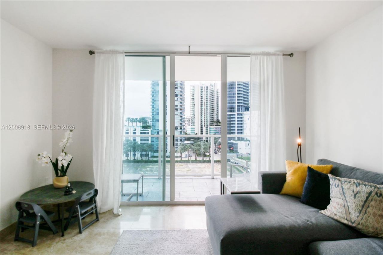 1155 S Brickell Bay Dr , Unit 805, Miami, FL 33131 Photo