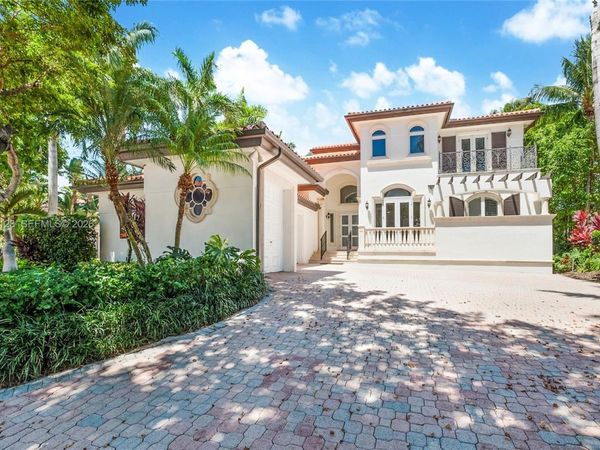 13680 Deering Bay Dr, Unit 13680, Coral Gables, FL 33158