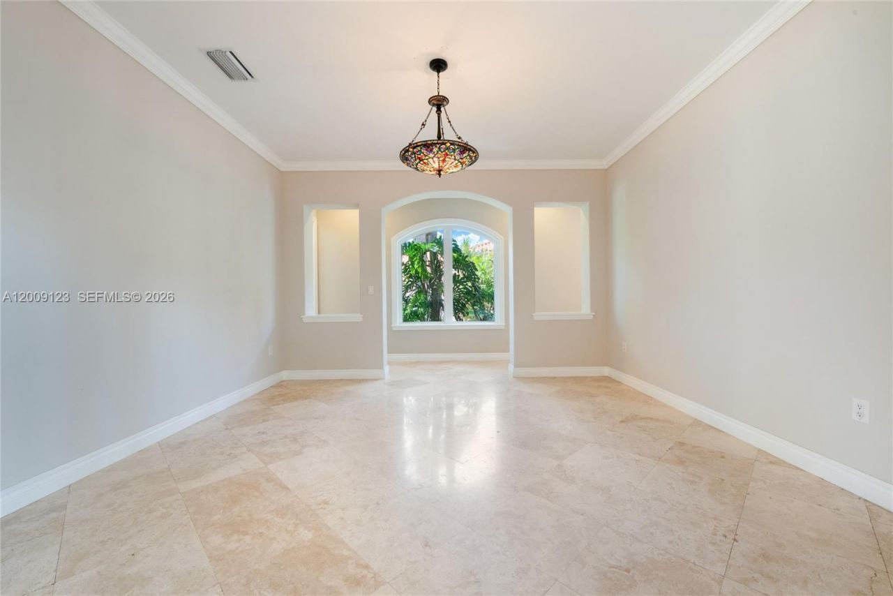 13680 Deering Bay Dr, Unit 13680, Coral Gables, FL 33158 Photo