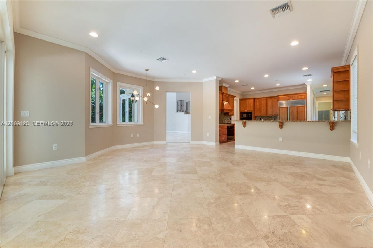 13680 Deering Bay Dr, Unit 13680, Coral Gables, FL 33158 Photo